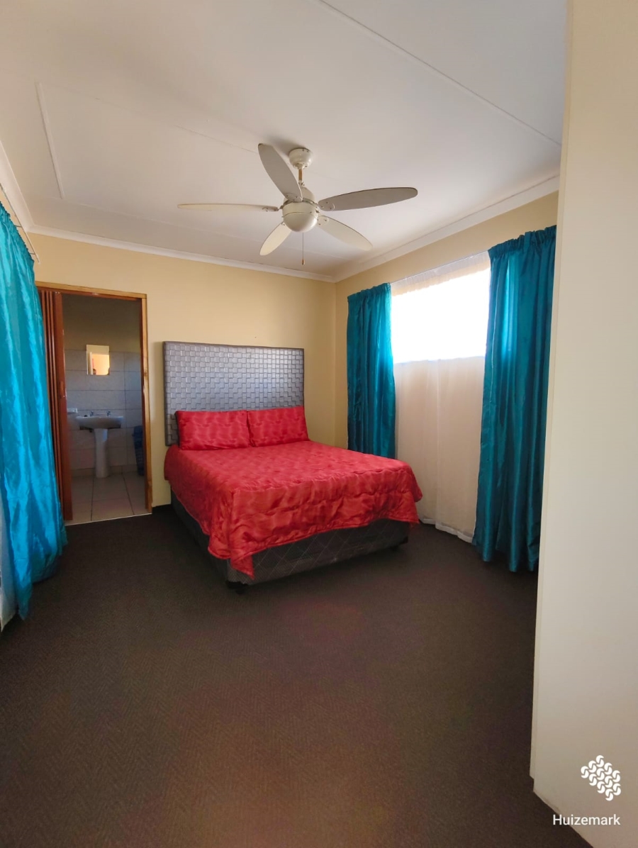 5 Bedroom Property for Sale in Vaalpark Free State